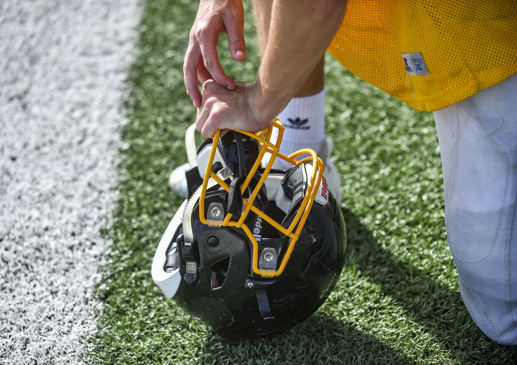 082019-qct-spt-bett football-17.jpg